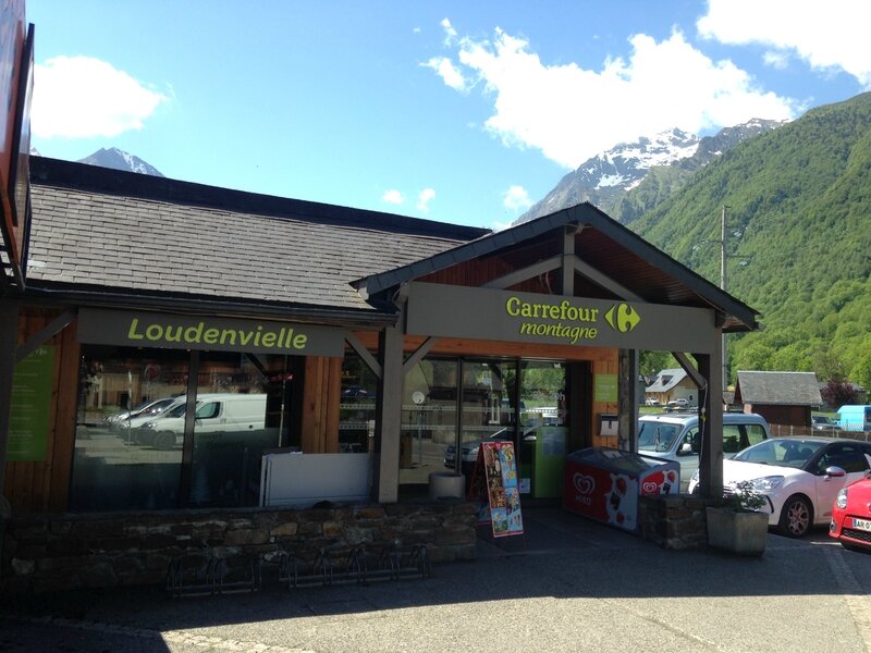 épicerie Carrefour montagne