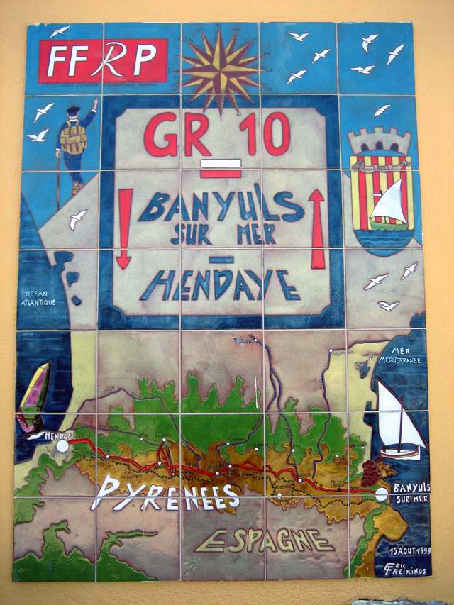 panneau du GR10 à Banyuls